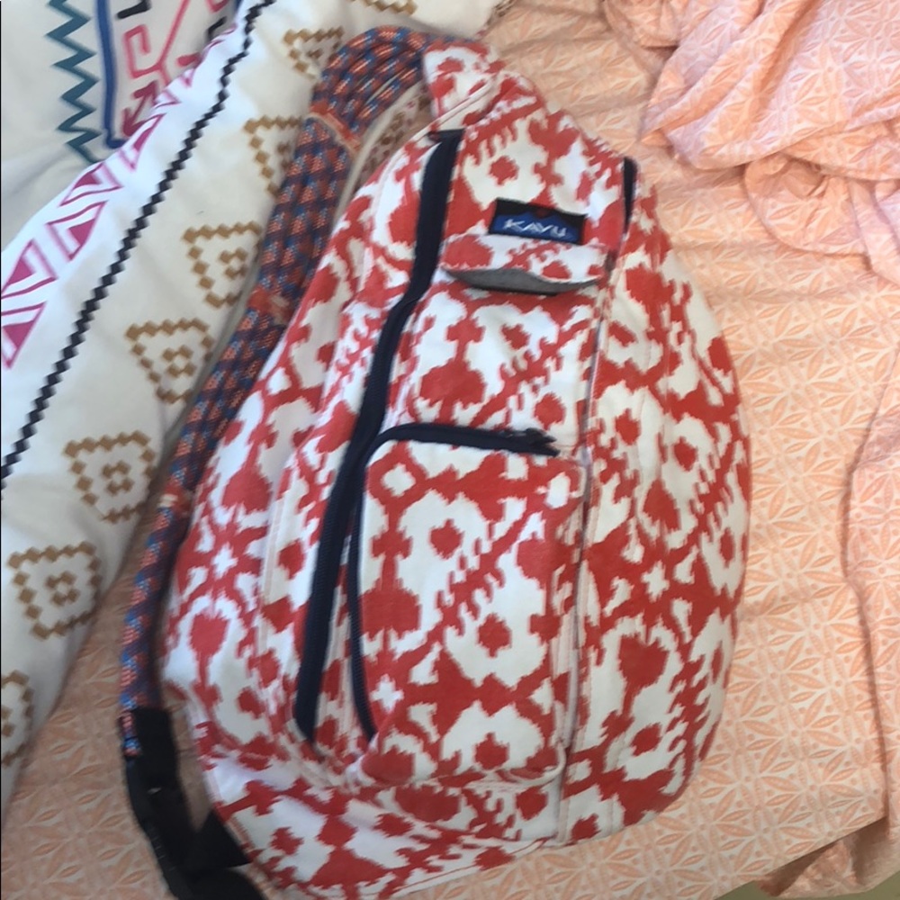 Kavu sling bag